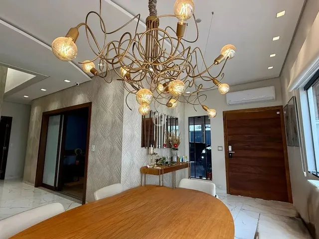 Imagem: Casa À Venda, 3 Suítes, 3 Vagas, Morada