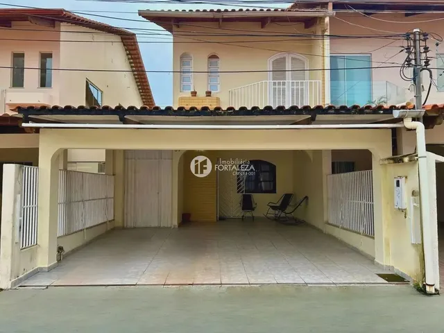 Imagem: A casa em condomínio possui 2 Dormitórios, 1 Suíte, 2