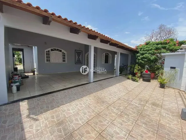 Imagem 8: Imóvel para Venda Possui 246 Metros Quadrados com 3 Quartos em Bosque - Rio Branco - Ac