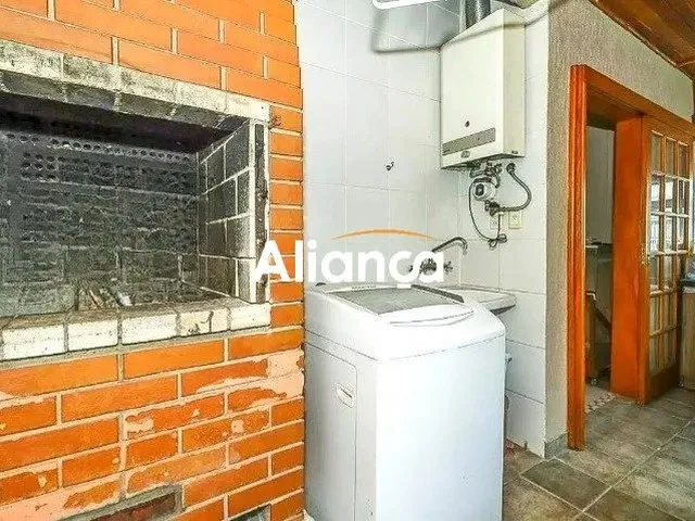 Imagem 13: Cobertura de 3 Dormitórios para Alugar no Bairro Rio Branco em Porto Alegre