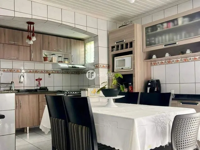 Imagem 6: Vendo Casa com 4 Quartos, 3 Suites, 2 Vagas em Conjunto Universitário - Rio Branco - Ac