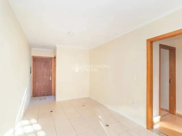 Imagem 1: Imóvel para Aluguel Tem 60 Metros Quadrados com 2 Quartos em Petrópolis - Porto Alegre