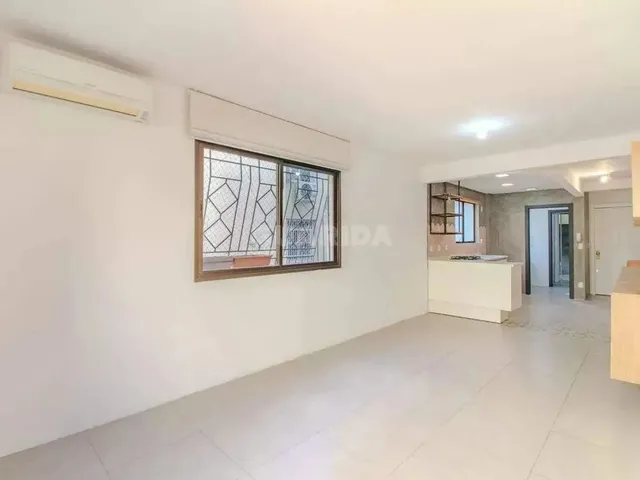 Imagem: Apartamento Reformado com 2 Dormitórios