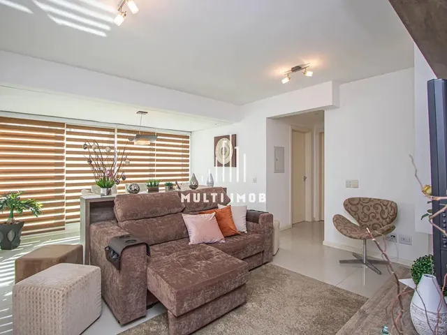 Imagem: O apartamento possui 2 Dormitórios, 1 Suíte, 2 Banheiros,