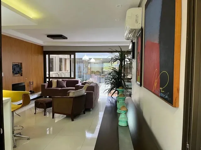 Imagem 1: Apartamento com 2 Dormitorios Mobiliado, com 2 Vagas no Bairro Petrópolis