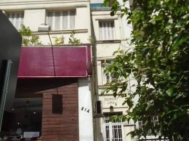 Imagem 2: Excelente Apartamento de 2 Dormitórios no Bairro Moinhos de Vento, Porto Alegre - Rs