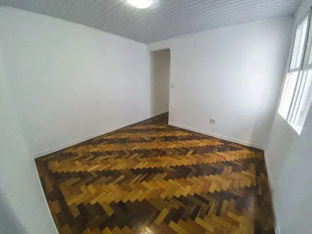 Imagem 7: Imóvel para Aluguel com 60 Metros Quadrados com 2 Quartos em Petrópolis - Porto Alegre
