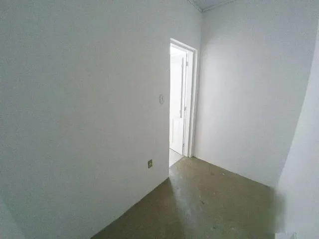 Imagem 15: Imóvel para Aluguel com 60 Metros Quadrados com 2 Quartos em Petrópolis - Porto Alegre