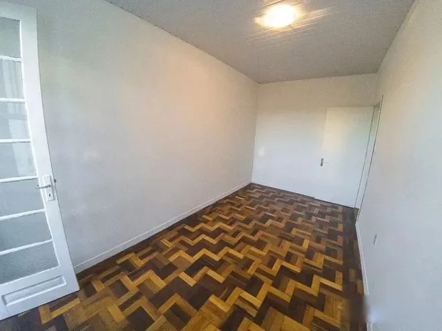 Imagem 11: Imóvel para Aluguel com 60 Metros Quadrados com 2 Quartos em Petrópolis - Porto Alegre