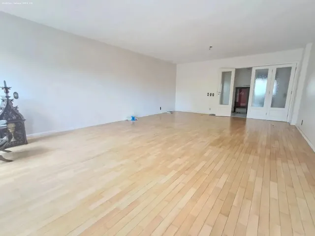 Imagem 15: Apartamento para Locação em Porto Alegre, Moinhos de Vento, 3 Dormitórios, 1 Suíte, 3