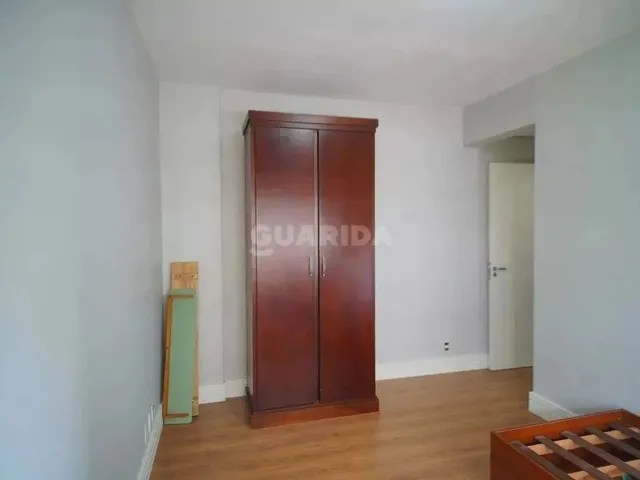 Imagem 14: Apartamento para Aluguel, 4 Quartos, 1 Suíte, 3 Vagas, Petrópolis - Porto Alegre/Rs