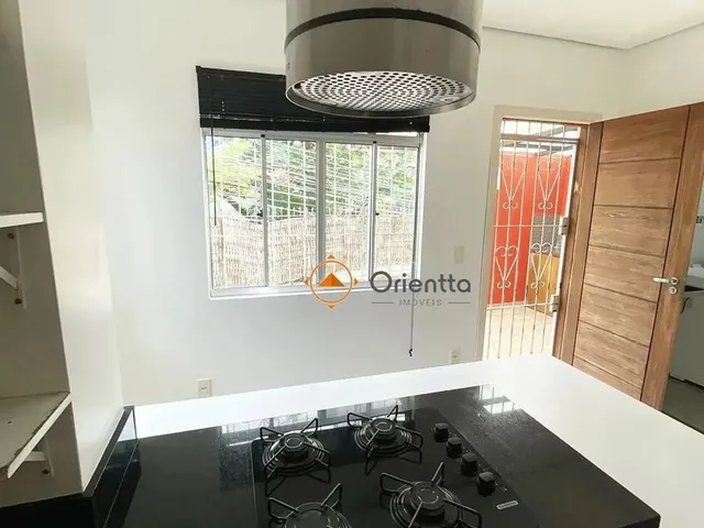 Imagem 6: Casa Mobiliada com 2 Dormitórios Sendo 1 Deles Suíte e 1 Vaga