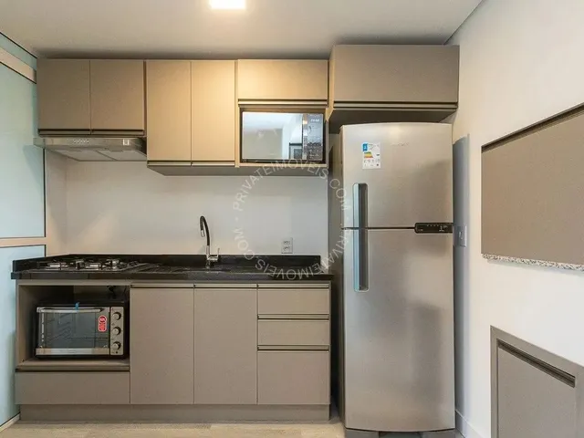 Imagem 6: Apartamento Semimobiliado para Alugar no Moinhos de Vento com 2 Quartos (2 Suítes