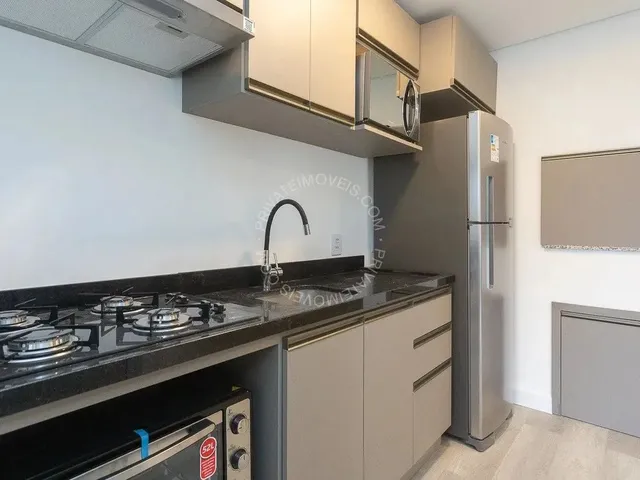 Imagem 9: Apartamento Semimobiliado para Alugar no Moinhos de Vento com 2 Quartos (2 Suítes