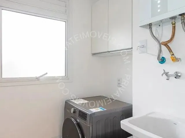 Imagem 7: Apartamento Semimobiliado para Alugar no Moinhos de Vento com 2 Quartos (2 Suítes