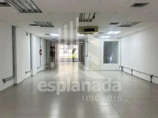 Imagem 14: Excelente Oportunidade para o Seu Negócio! Casa Comercial Ampla e Bem Localizada na Rua