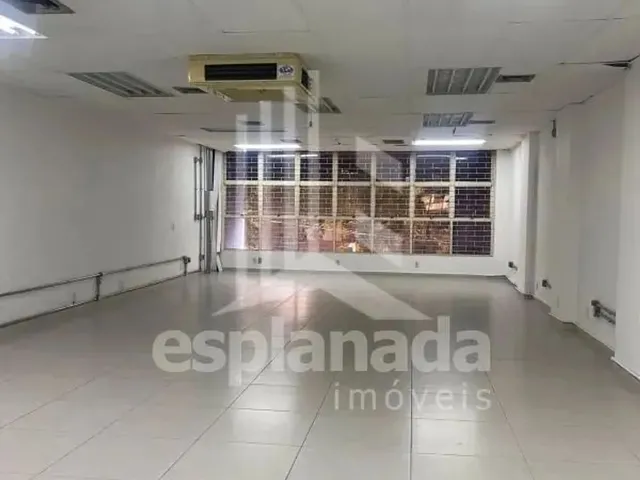 Imagem 9: Excelente Oportunidade para o Seu Negócio! Casa Comercial Ampla e Bem Localizada na Rua
