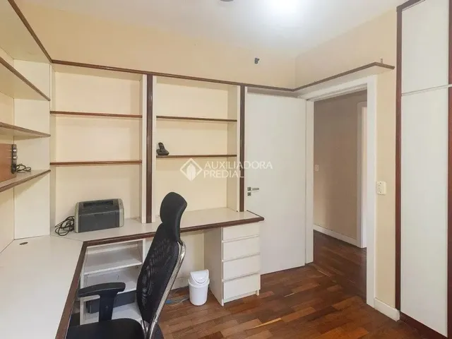 Imagem 5: Imóvel para Aluguel Possui 118 Metros Quadrados com 3 Quartos em Rio Branco - Porto