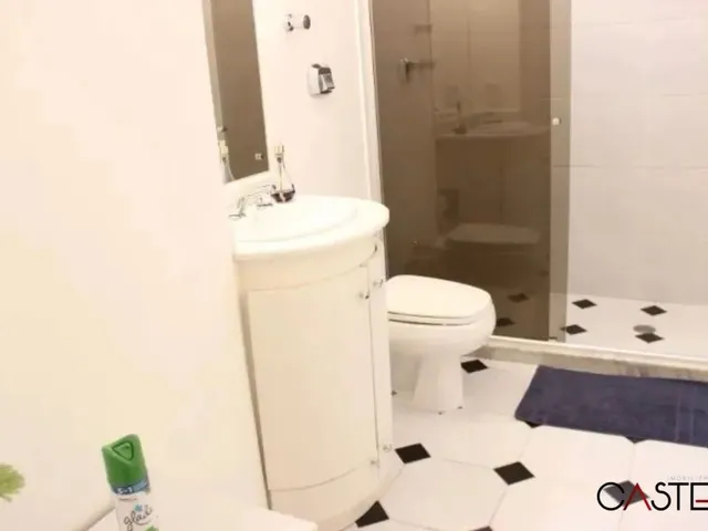 Imagem 2: Apartamento para Alugar- 2 Quartos com Suíte, 100M2, Vaga de Garagem- Moinhos de Vento