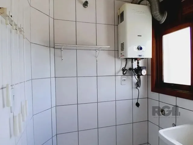 Imagem 16: Apartamento para Aluguel no Bairro Petrópolis com 75M² e 2 Dormitórios/Quartos