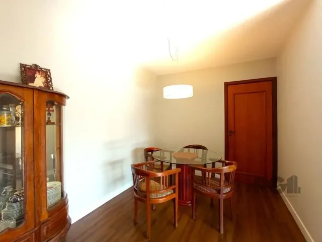 Imagem 2: Apartamento para Alugar no Bairro Petrópolis com 80M² e 2 Dormitórios/Quartos