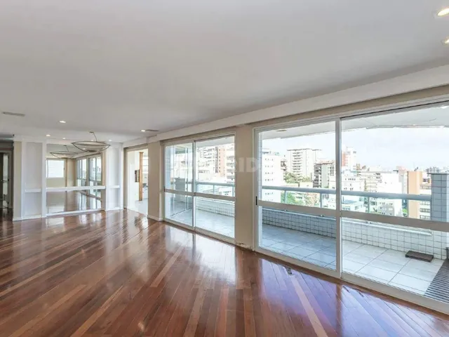 Imagem: Apartamento Semimobiliado de 3 Suítes no