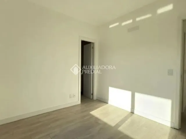 Imagem 11: Excelente Apartamento com 78 M² Área Útil, com 2 Quartos em Petrópolis - Porto Alegre