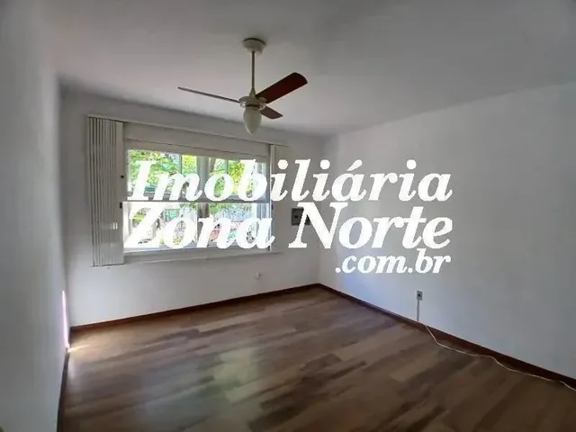 Imagem 7: Excelente Apartamento Térreo, C/ 3 Dormitórios, Sala Ampla, Cozinha, Banheiro, Área De
