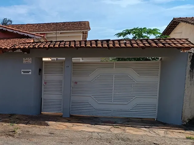 Imagem: Alugo Sobrado com 4 Quartos Sendo 1 Suíte