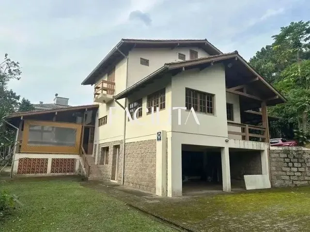 Imagem: Casa com 3 Quartos no Bairro Santo Antônio