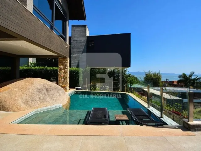 Imagem: Casa de 4 Suítes Vista Mar em Cacupé
