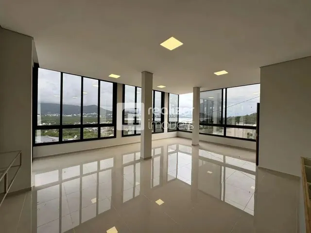 Imagem 2: Casa 3 Quartos no Bairro Cacupe - Florianópolis