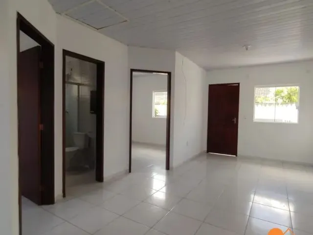 Imagem 5: Casa com Dois Dormitórios Disponível para Locação no Bairro Rio Vermelho