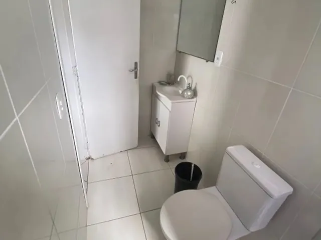 Imagem: Aluga-Se Casa 4 Quartos no Bairrk João