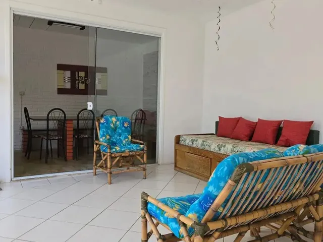 Imagem 7: Imóvel para Aluguel com 250 Metros Quadrados com 3 Quartos em Canasvieiras