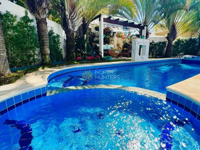 Imagem: Casa com 7 Dormitórios para Alugar Anual