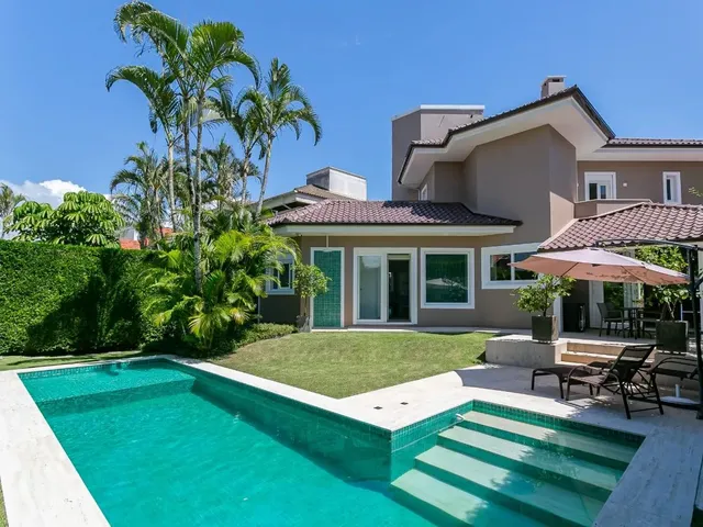 Imagem: Casa de Alto Padrão para Locação Anual
