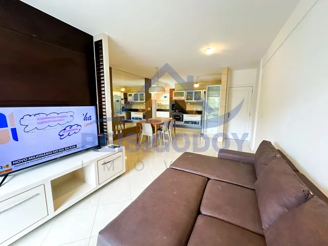 Imagem 2: Amplo Apartamento com Spa Privativo Próximo a Praia