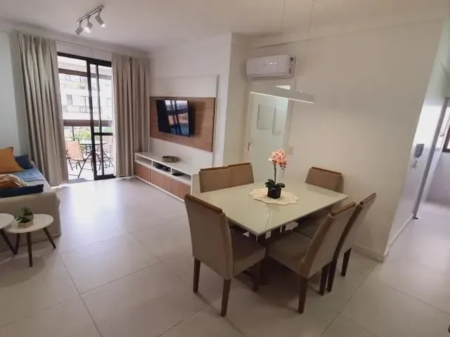 Imagem: O apartamento possui 2 Dormitórios, 1 Suíte, 2 Banheiros,