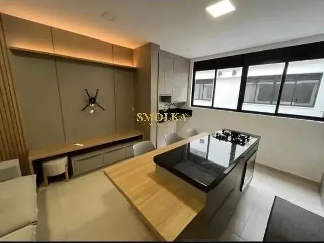 Imagem 9: Apartamento Mobiliado de 2 Dormitórios para Alugar, em Florianópolis - Sc