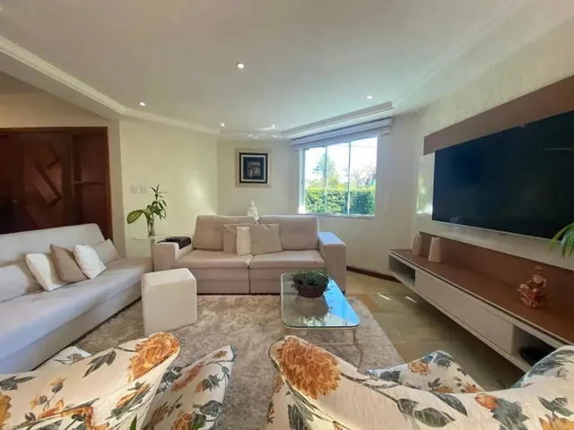 Imagem 2: Casa para Locação em Florianópolis, Jurere Internacional, 3 Dormitórios, 3 Suítes, 5