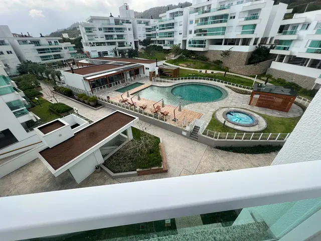 Imagem 1: Apartamento para Aluguel com 166 Metros Quadrados com 3 Quartos.