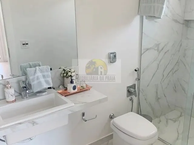 Imagem 8: Aluguel de Temporada e Venda! Casa Nova de 03 Suítes, com Excelente Área Externa