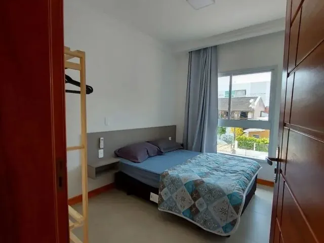 Imagem 4: Imóvel para Aluguel para Temporada com 3 Quartos em Canasvieiras - Florianópolis - Sc