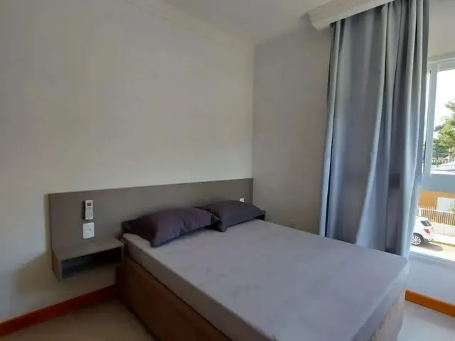 Imagem 5: Imóvel para Aluguel para Temporada com 3 Quartos em Canasvieiras - Florianópolis - Sc