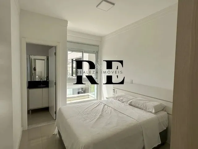 Imagem 12: Apartamento Mobiliado de 3 Suítes para Locação Anual em Jurerê Internacional