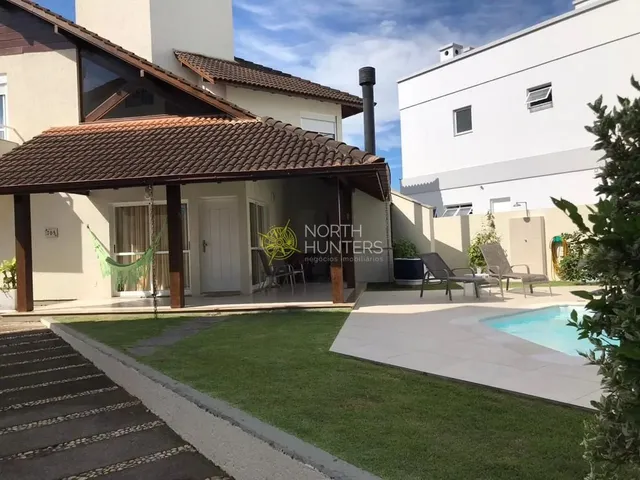 Imagem 3: Casa com 3 Dormitórios para Locação Anual, com Piscina Aquecida - Daniela