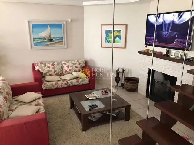 Imagem 4: Casa com 3 Dormitórios para Locação Anual, com Piscina Aquecida - Daniela