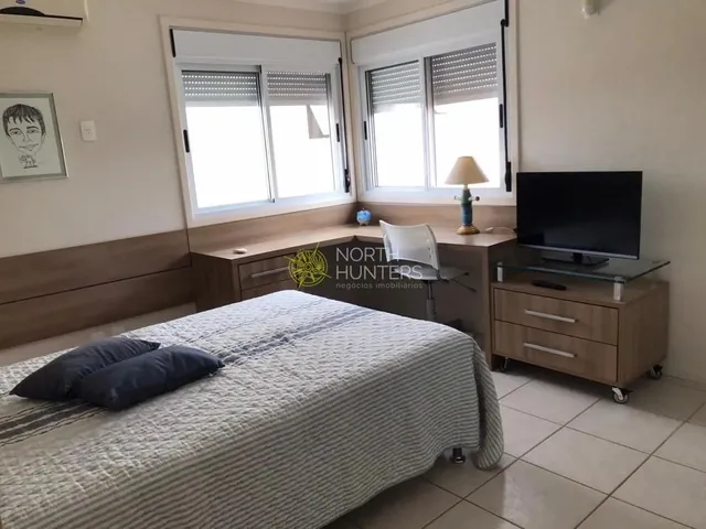 Imagem 13: Casa com 3 Dormitórios para Locação Anual, com Piscina Aquecida - Daniela