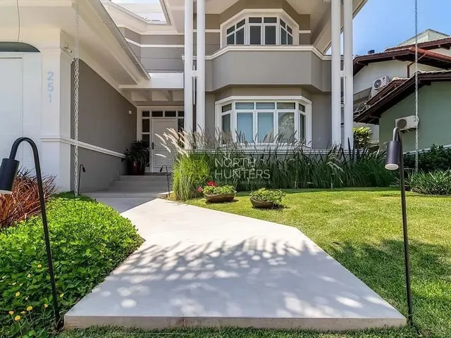 Imagem: Linda Casa Disponível para o Carnaval por